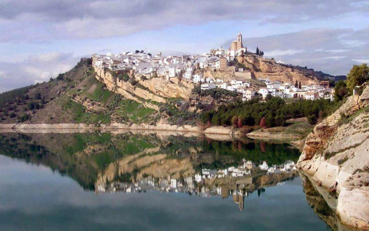 Cortijo De La Cruz Villa Iznájar Exteriör bild