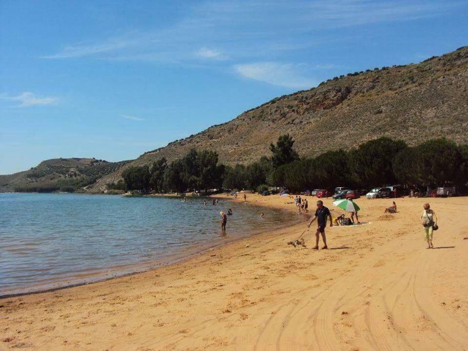Cortijo De La Cruz Villa Iznájar Exteriör bild